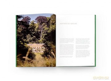 Estate Life: Living and Entertaining at Daylesford: Organic Lifestyle in the Cotswolds - Carole Bamford Mart [KSIĄŻKA]