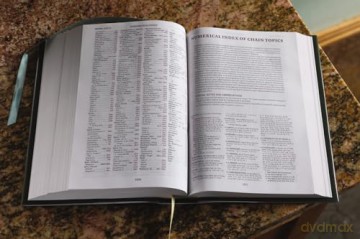 ESV, Thompson Chain-Reference Bible, Hardcover, Green, Red Letter: English Standard Version, Green, Thompson Chain-reference, Red Letter - Thompson Dr. Frank [KSIĄŻKA]