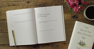 Five Lies of Our Anti-Christian Age (Book and Study Guide) - Rosaria Butterfield [KSIĄŻKA]
