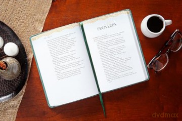 Five Psalms and a Proverb: A 31-Day Devotional (The Passion Translation Devotionals) - Brian Simmons [KSIĄŻKA]