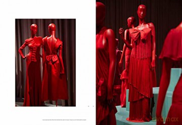 Forever Valentino [KSIĄŻKA]