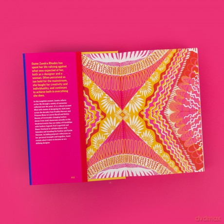 Iconic: My Life in Fashion in 50 Objects - Zandra Rhodes [KSIĄŻKA]