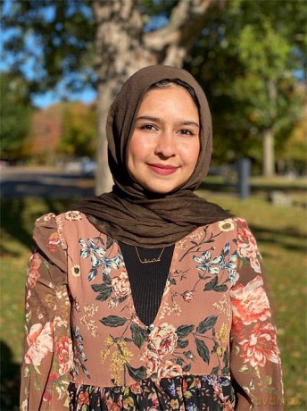 IF I LOVED YOU LESS: A modern twist on a Jane Austen classic, perfect for 2024! - Aamna Qureshi [KSIĄŻKA]