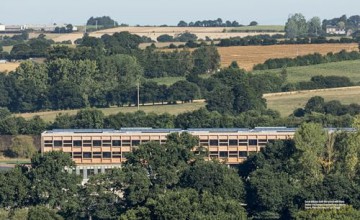Innovations in Mass Timber: Sequestering Carbon with Style in Nonresidential Buildings: Sequestering Carbon with Style in Commercial Buildings - Boyce Thompson [KSIĄŻKA]