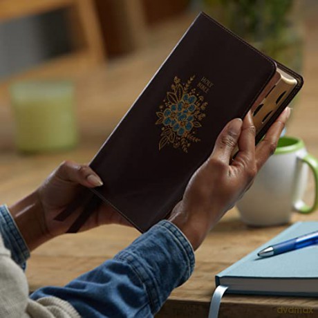 KJV Holy Bible: Personal Size Giant Print with 43,000 Cross References, Deluxe Burgundy Leathersoft, Red Letter, Comfort Print (Thumb Indexed): King James Version: Holy Bible, King James Version [KSIĄŻKA]