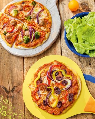 Let's Cook: Fun and easy recipes for kids from the CBBC show Cooking Buddies - Buddy Oliver [KSIĄŻKA]