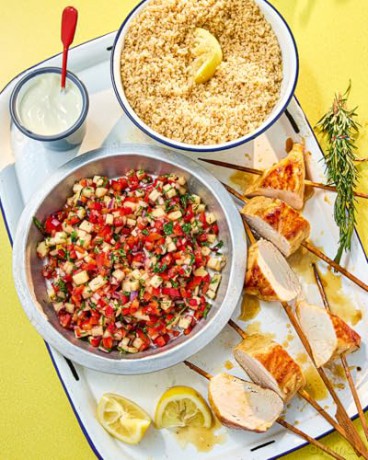 Let's Cook: Fun and easy recipes for kids from the CBBC show Cooking Buddies - Buddy Oliver [KSIĄŻKA]