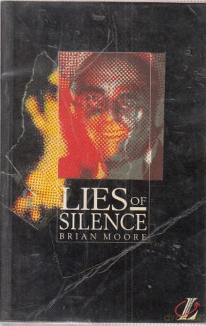 Lies of Silence (NEW LONGMAN LITERATURE 14-18) - Brian Moore [KSIĄŻKA]