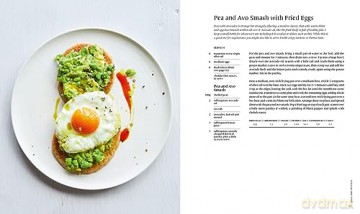 Low Carb Express: Cut the carbs with 130 deliciously healthy recipes - Annie Bell [KSIĄŻKA]