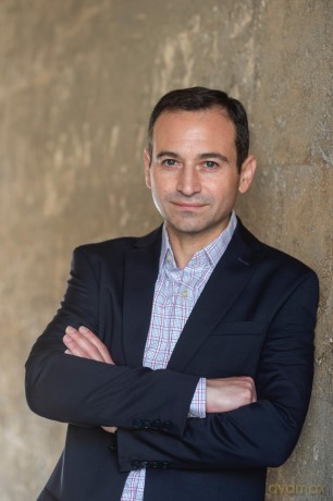 Mastering AI: A Survival Guide to our Superpowered Future - Jeremy Kahn [KSIĄŻKA]