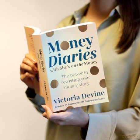 Money Diaries: The Power in Rewriting Your Money Story - Victoria Devine [KSIĄŻKA]