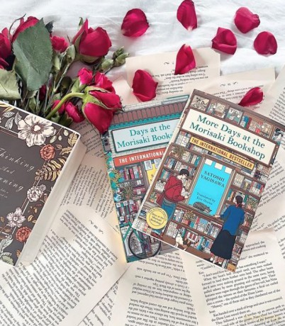 More Days at the Morisaki Bookshop: The cosy sequel to DAYS AT THE MORISAKI BOOKSHOP, the perfect gift for book lovers - Satoshi Yagisawa [KSIĄŻKA]