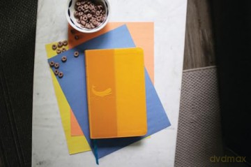 NIrV, The Illustrated Holy Bible for Kids, Leathersoft, Yellow, Full Color, Comfort Print: Over 750 Images [KSIĄŻKA]