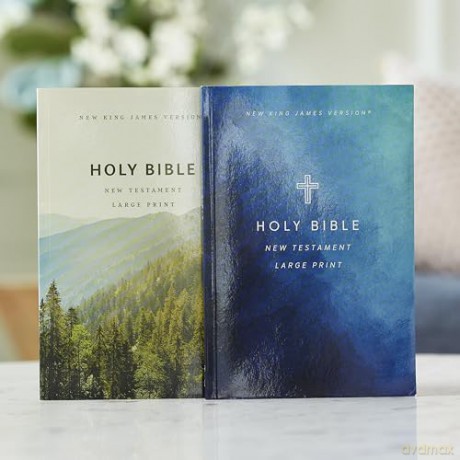 NKJV Large Print Outreach New Testament Bible, Cross Softcover, Comfort Print: New King James Version Outreach New Testament, Comfort Print [KSIĄŻKA]
