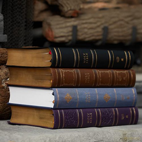 NKJV, Single-Column Wide-Margin Reference Bible, Leathersoft, Brown, Red Letter, Comfort Print: Holy Bible, New King James Version [KSIĄŻKA]