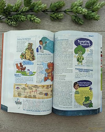 NLT Hands-On Bible, Third Edition (Softcover): New Living Translation: Discovering God's Truth!: New Living Translation, Full-Color Interior, Key Verse Activities, Fun Facts [KSIĄŻKA]