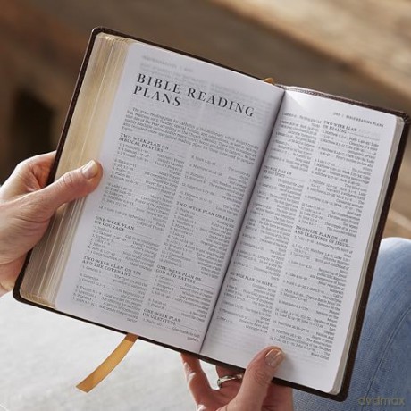 NRSVCE Sacraments of Initiation Catholic Bible, White Leathersoft, Comfort Print: New Revised Standard Version, White, Leathersoft, Catholic Commemorative Edition, Anglicised Text - Catholic Bible Press [KSIĄŻKA]
