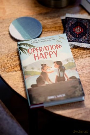 Operation: Happy: A World War II Story of Courage, Resilience, and an Unbreakable Bond - Walsh Jenni L [KSIĄŻKA]
