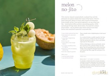 Pretty Simple Cocktails: Margaritas, Mocktails, Spritzes, and More for Every Mood and Occasion - Julianna Mcintosh [KSIĄŻKA]