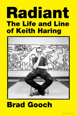 Radiant: The Life and Line of Keith Haring - Gooch Brad [KSIĄŻKA]
