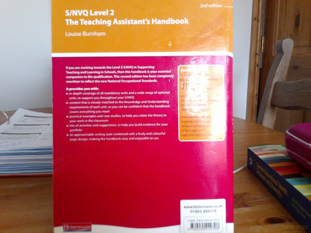 S/NVQ Level 2 Teaching Assistant's Handbook, 2nd edition: Supporting Teaching and Learning in Schools - Louise Burnham [KSIĄŻKA]