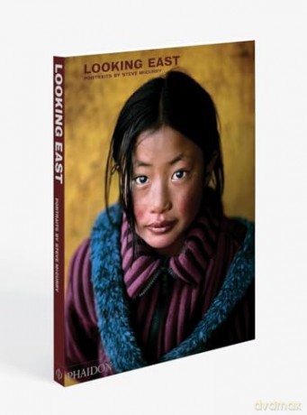 Steve McCurry: Looking East: Portraits by Steve McCurry - Steve Mccurry [KSIĄŻKA]
