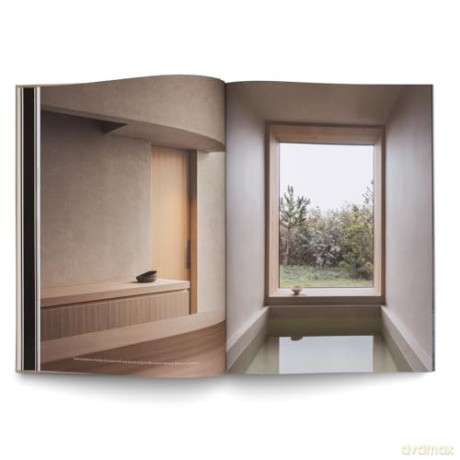 Stillness: An Exploration of Japanese Aesthetics in Architecture and Design [KSIĄŻKA]