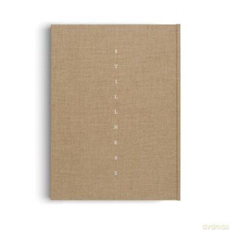 Stillness: An Exploration of Japanese Aesthetics in Architecture and Design [KSIĄŻKA]