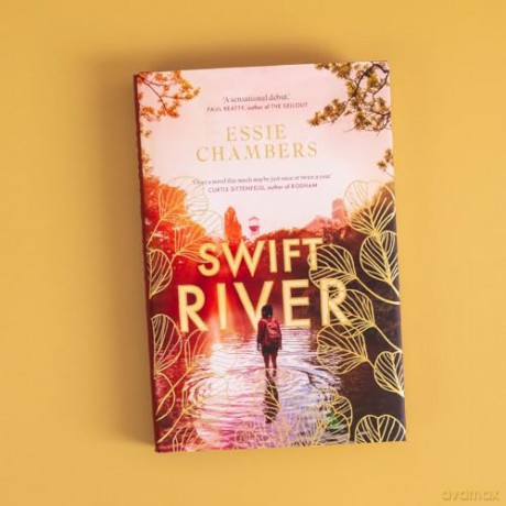 Swift River: 'I loved everything about it' Curtis Sittenfeld - Essie Chambers [KSIĄŻKA]