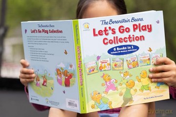 The Berenstain Bears Let's Go Play Collection: 6 Books in 1 (Berenstain Bears/Living Lights: A Faith Story) - Mike Berenstain [KSIĄŻKA]