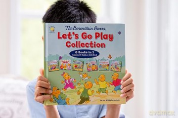 The Berenstain Bears Let's Go Play Collection: 6 Books in 1 (Berenstain Bears/Living Lights: A Faith Story) - Mike Berenstain [KSIĄŻKA]