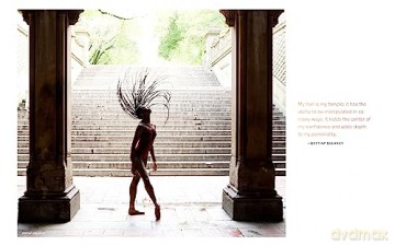 The Color of Dance: A Celebration of Diversity and Inclusion in the World of Ballet - Takiyah Wallace-Mcmi [KSIĄŻKA]