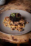 The Glasgow and West Coast Cook Book: A celebration of the amazing food and drink on our doorstep.: 35 (Get Stuck In) - Paul Trainer [KSIĄŻKA]