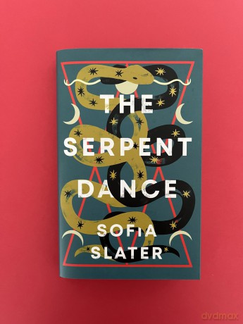 The Serpent Dance: A Twisty Murderous Midsummer Read - Sofia Slater [KSIĄŻKA]