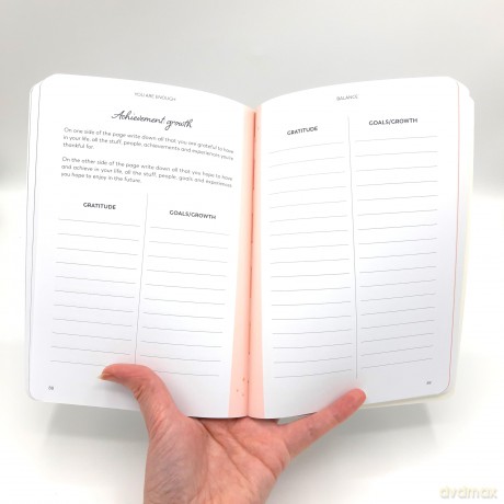 The You Are Enough Workbook: Gentle Advice and Guided Exercises to Help You Embrace Your Flaws and Be Happy Being You - Cheryl Rickman [KSIĄŻKA]