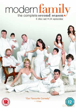Modern Family Season 2 (Współczesna Rodzina Sezon 2) [4DVD]