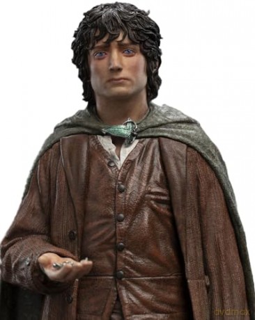 The Lord of the Rings Trilogy - Frodo Baggins, Ringbearer Classic Series Statue 1:6 Scale [FIGURKA]