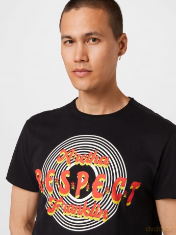 Aretha Franklin: Aretha Franklin - Respect Amplified Vintage Black Small T Shirt