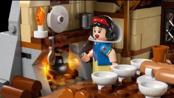 LEGO Disney Chatka Królewny Śnieżki i siedmiu krasnoludków (43242) [KLOCKI]