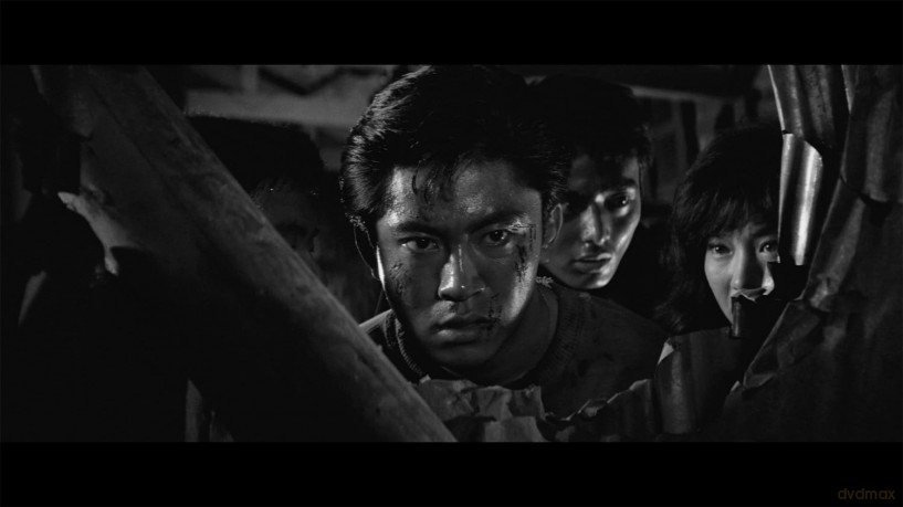 Ferocious Fukasaku: Two Films By Kinji Fukasaku: Wolves, Pigs and Men / Violent Panic: The Big Crash [2xBlu-Ray]