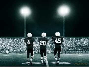 Friday Night Lights (Światła stadionów) (steelbook) [Blu-Ray 4K]+[Blu-Ray]