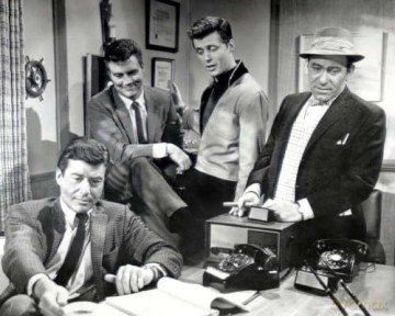 77 Sunset Strip (Gesamtedition) 49 Folgen der legendären Kult-Serie (Pidax Serien-Klassiker) [DVD]