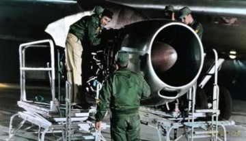 Der Kommodore (A Gathering of Eagles) atemberaubendes, spannendes Militär-Drama mit Rock Hudson [Blu-Ray]