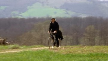 Don Matteo Staffel 4 - Gesamtbox - Alle 24 Folgen der populären und preisausgezeichneten Serie mit Terence Hill als moderner Pfarrer und Meister-Detektiv [DVD]