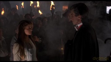 Liebe auf den ersten Biss (Love at first Bite) Mehrfach preisgekrönte (Dracula) Kult Horror-Komödie mit George Hamilton [DVD]