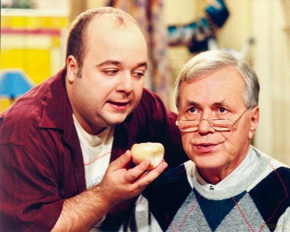 Lukas Komplettbox - Alle 64 Folgen der kultigen ZDF-Sitcom mit Dirk Bach erstmals in einer Box! [DVD]