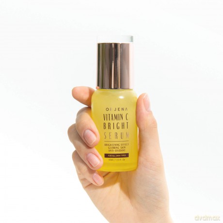 ORJENA Serum do twarzy rozjaśniające Witamina C