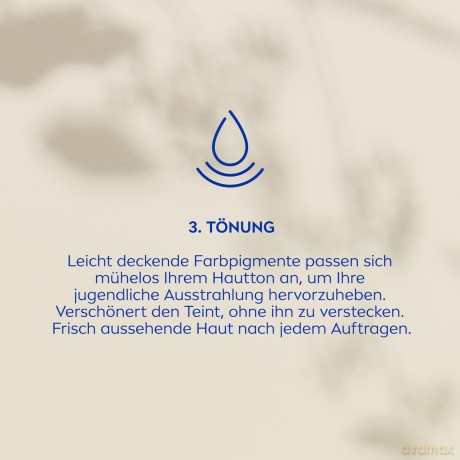 Nivea Caring toning cream in a sponge 3 in 1 Hyaluron Cellular Filler 15 g - Shade: 02 Medium dla kobiety