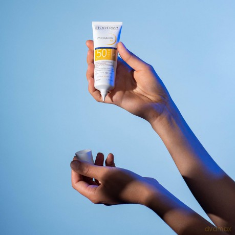 Bioderma Protective toning gel cream SPF 50+ Photoderm M (Cream) 40 ml - Shade: Dark dla kobiety