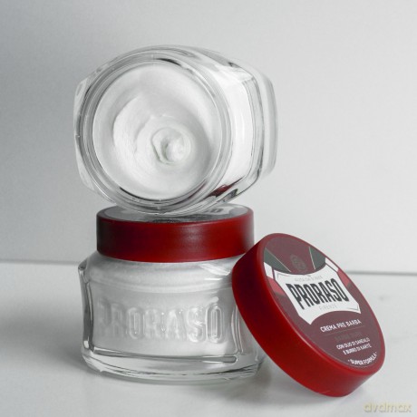 Proraso Nourishing cream before and after shaving Sandalwood 100 ml dla mężczyzny